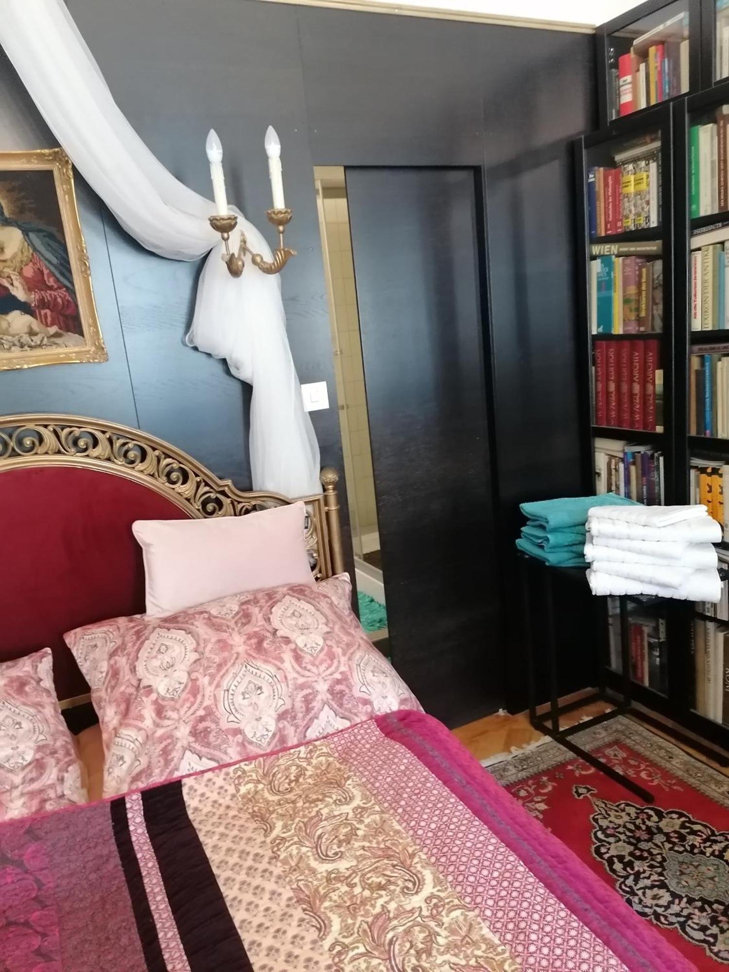 Luxury Near Castle Hotel Виена Екстериор снимка
