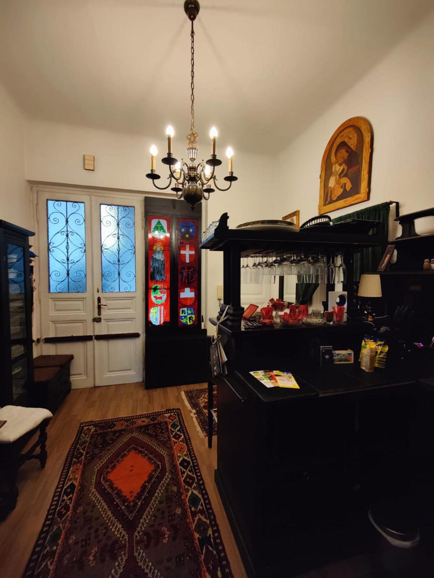 Luxury Near Castle Hotel Виена Екстериор снимка
