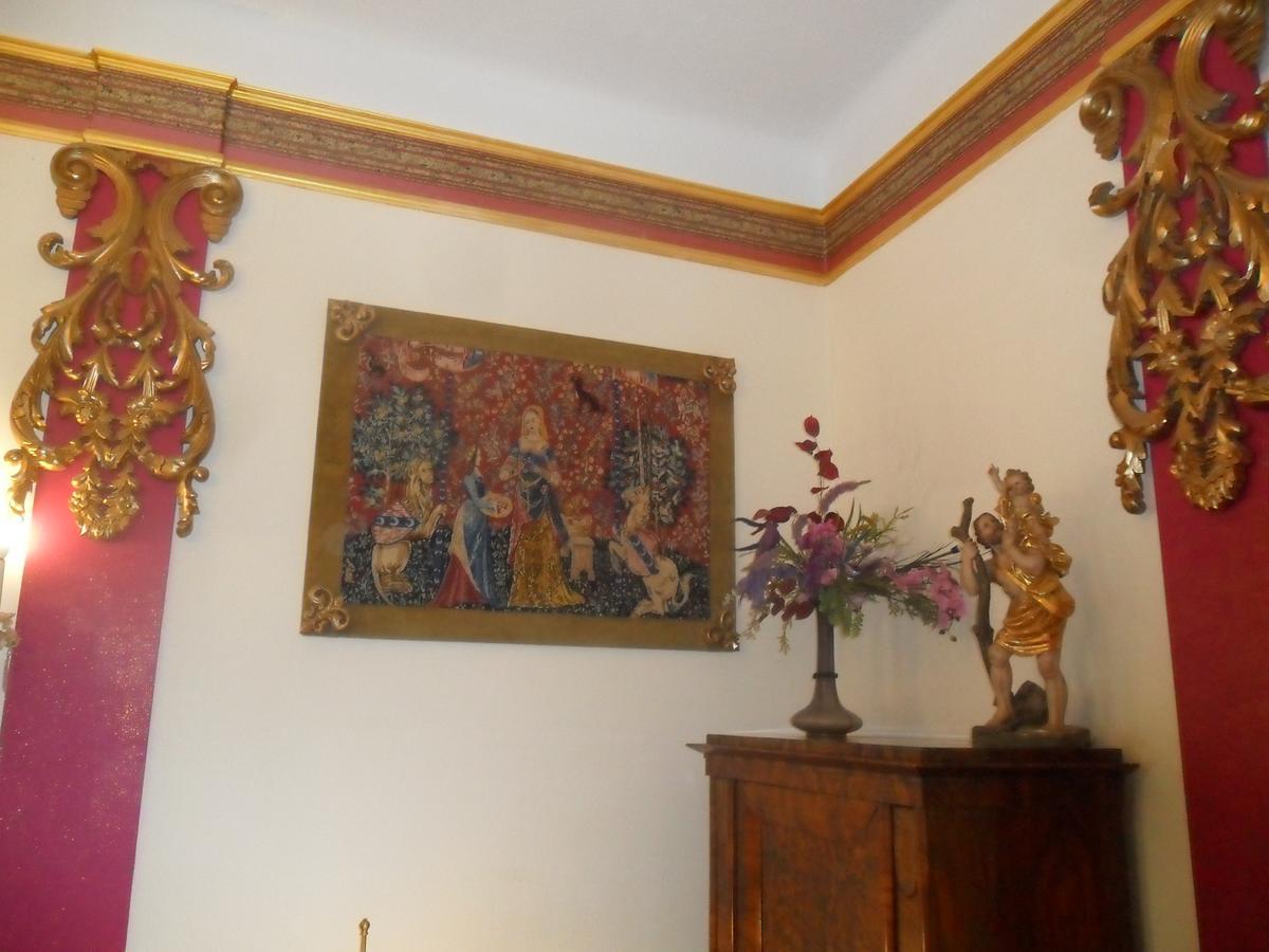Luxury Near Castle Hotel Виена Екстериор снимка