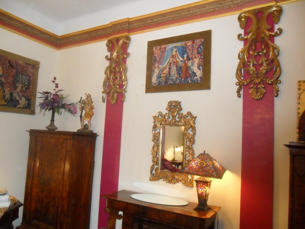 Luxury Near Castle Hotel Виена Екстериор снимка